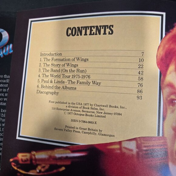 Vintage Paul McCartney and Wings by Tony Jasper 100 Illustrations & Photo's 1977 - Picture 4 of 4